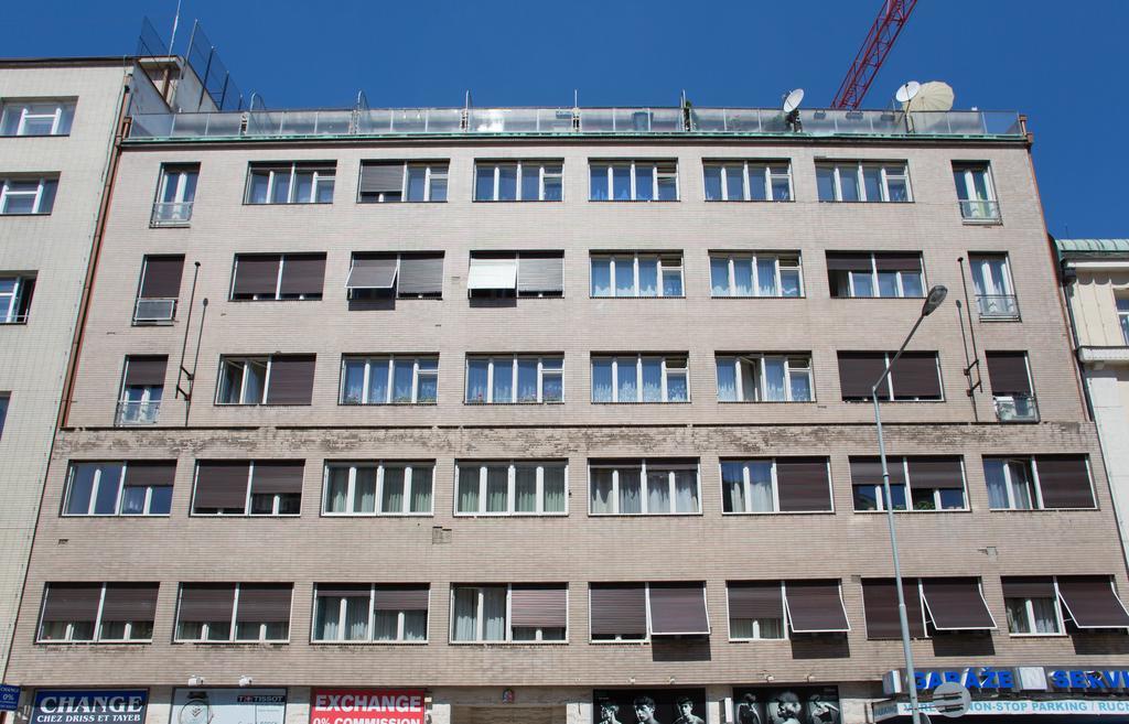 Jt'S Apartments Opletalova Str. ปราก ภายนอก รูปภาพ